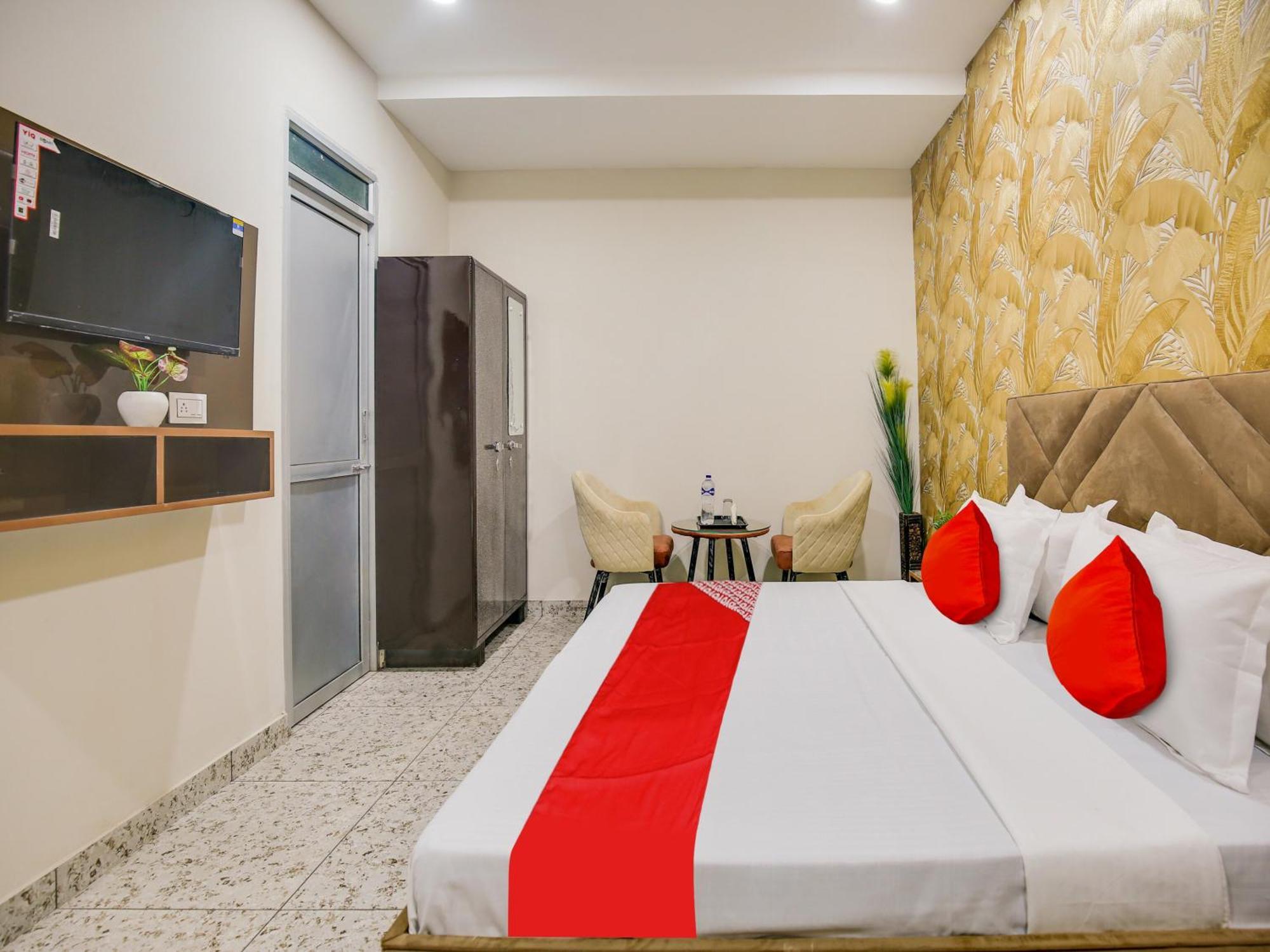 Hotel O Silver Sky Ludhiana Exterior photo